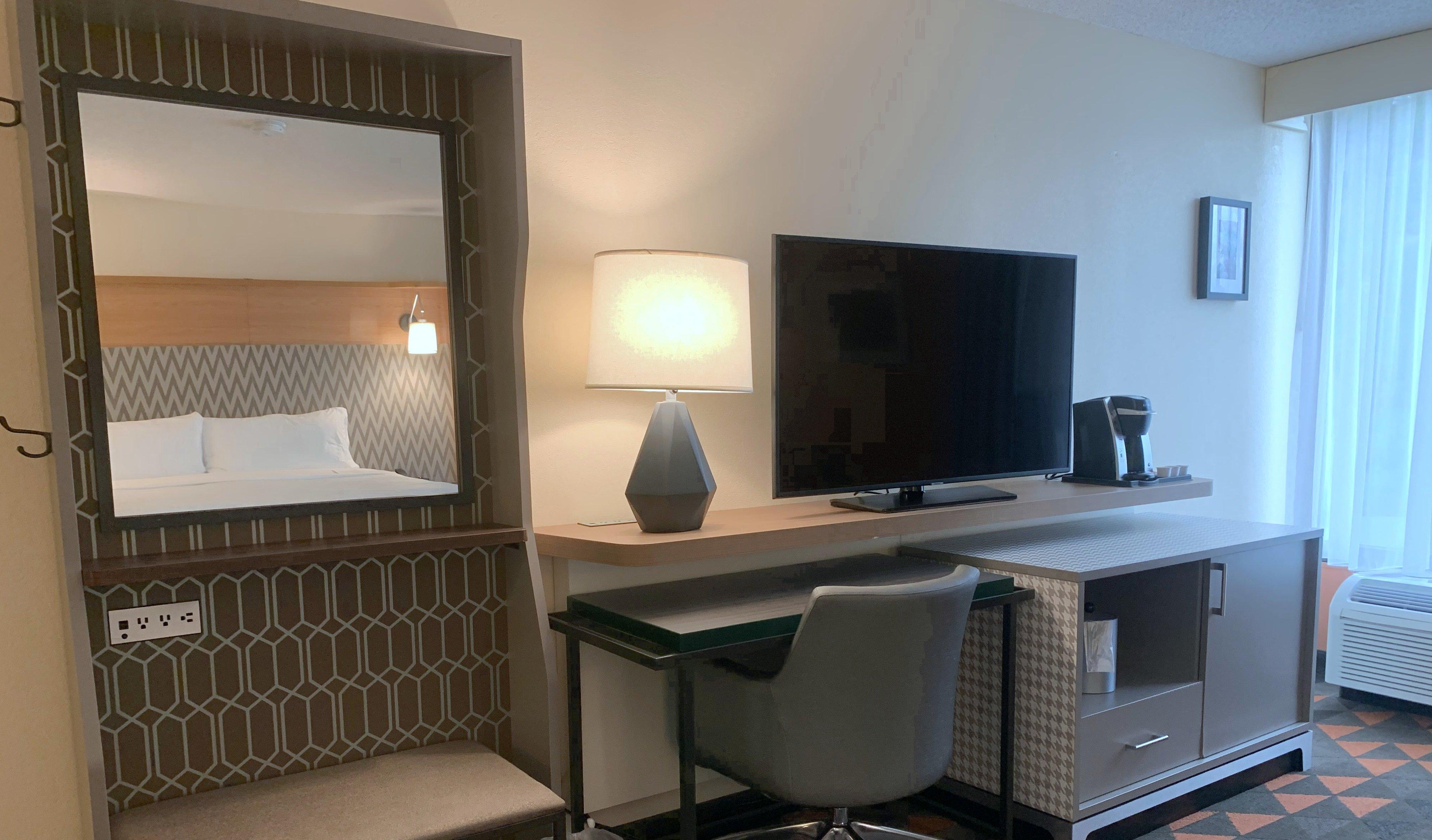 - Biltmore West By Ihg Hotel 3*
