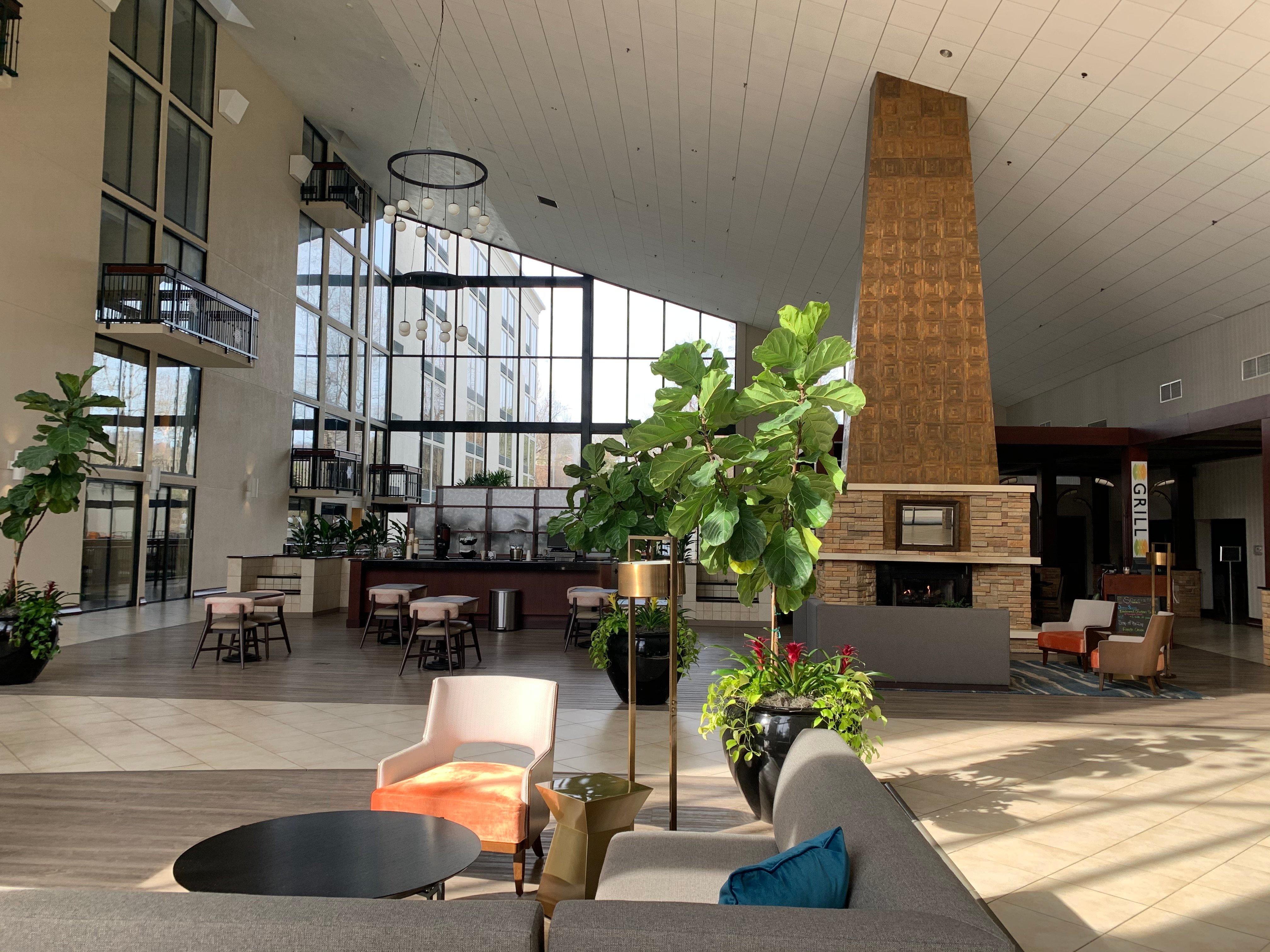 - Biltmore West By Ihg Hotel Asheville