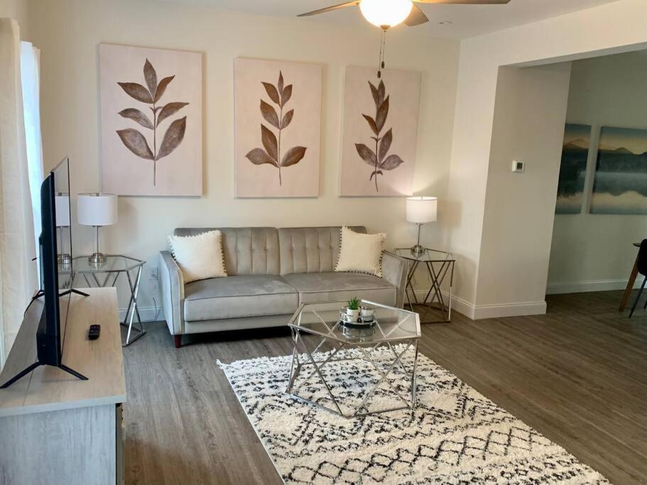 Pisgah Place! Comfy 2br Apt/house! *