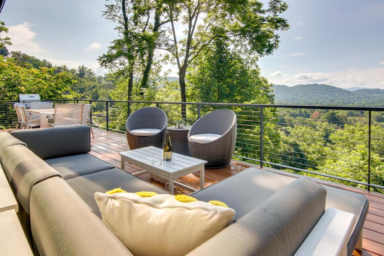 Contemporary With Panoramic Views! Holiday home *