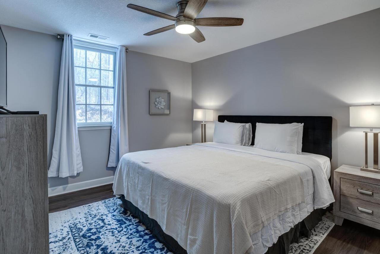 915 Town Mountain Rd Holiday home Asheville