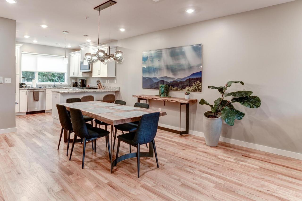 239 South Slope Beauty * Asheville