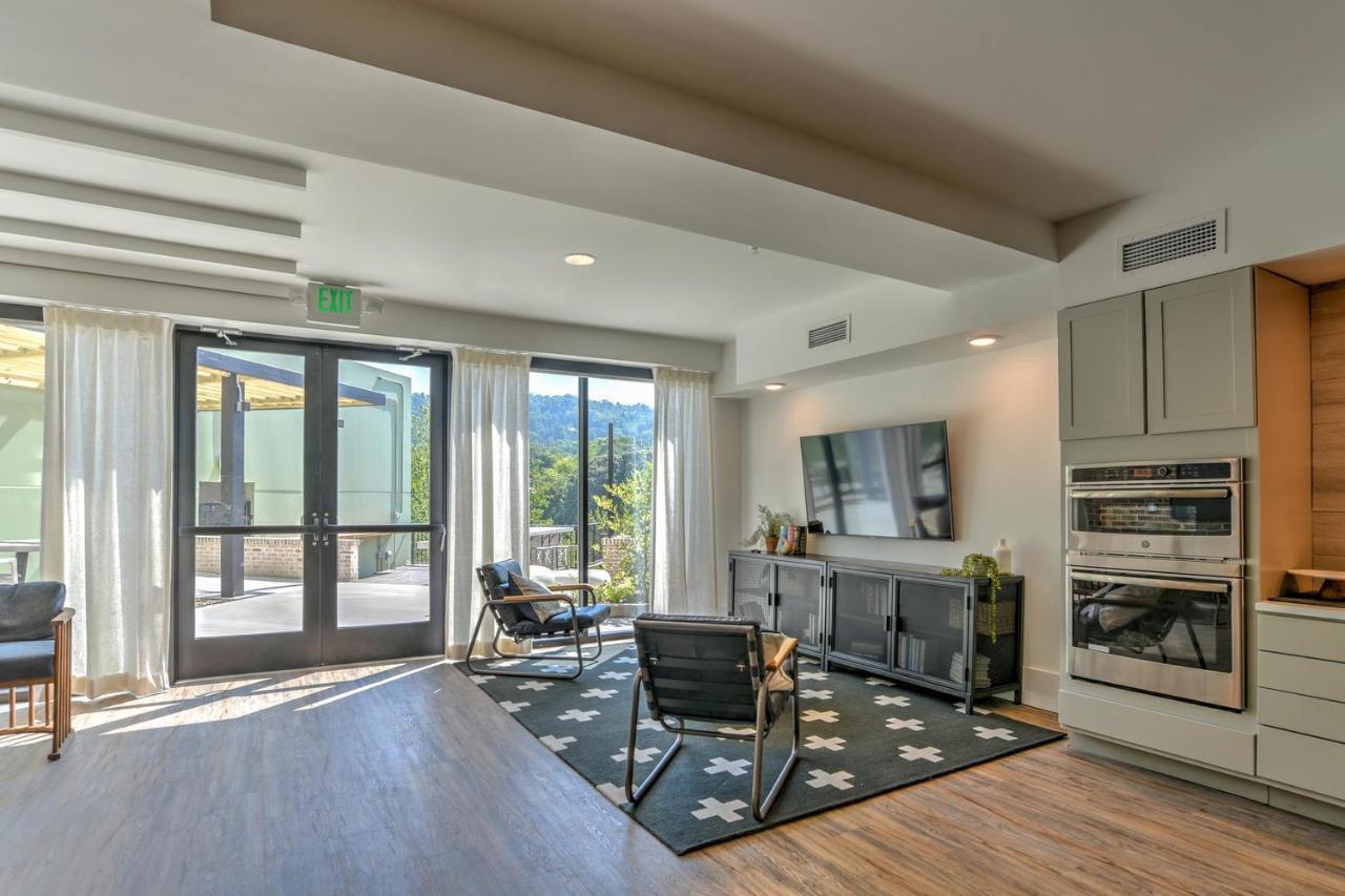 55 South Market 203 Holiday home Asheville