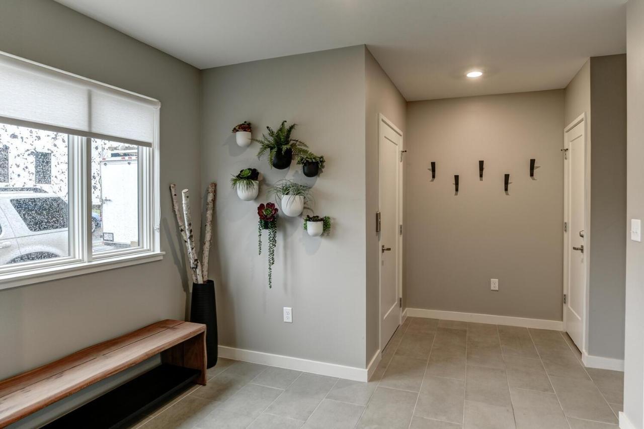 239 South Slope Beauty * Asheville