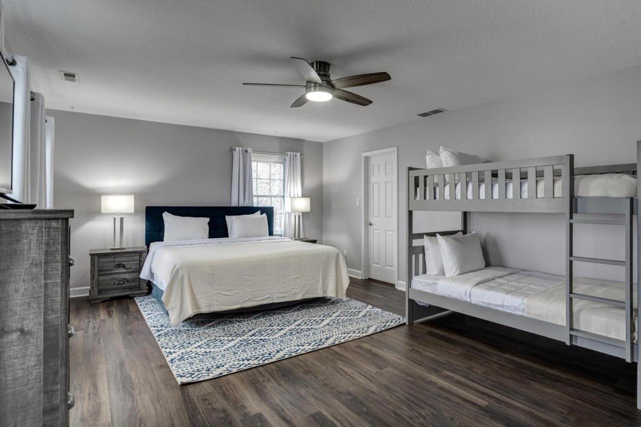 915 Town Mountain Rd Holiday home *