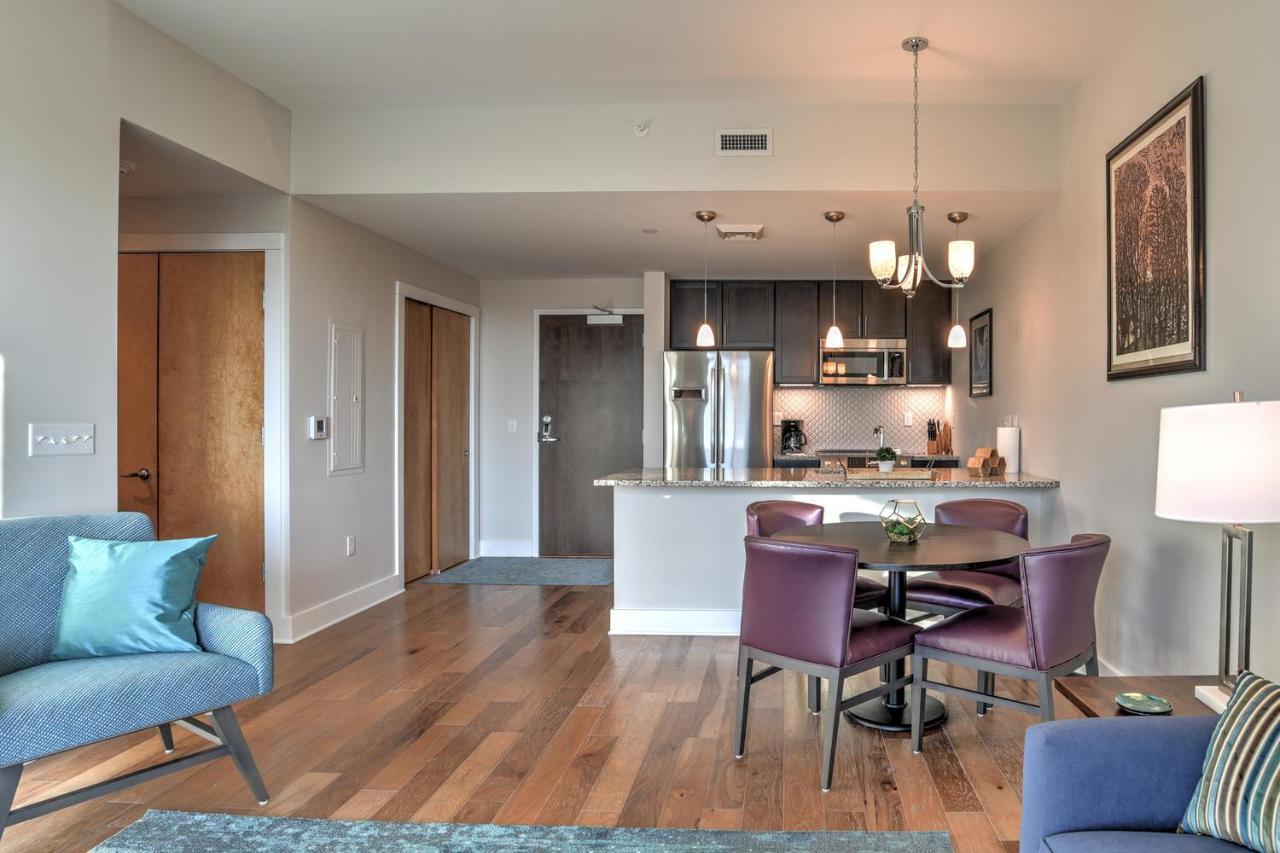 45 Asheland Avenue Unit 400