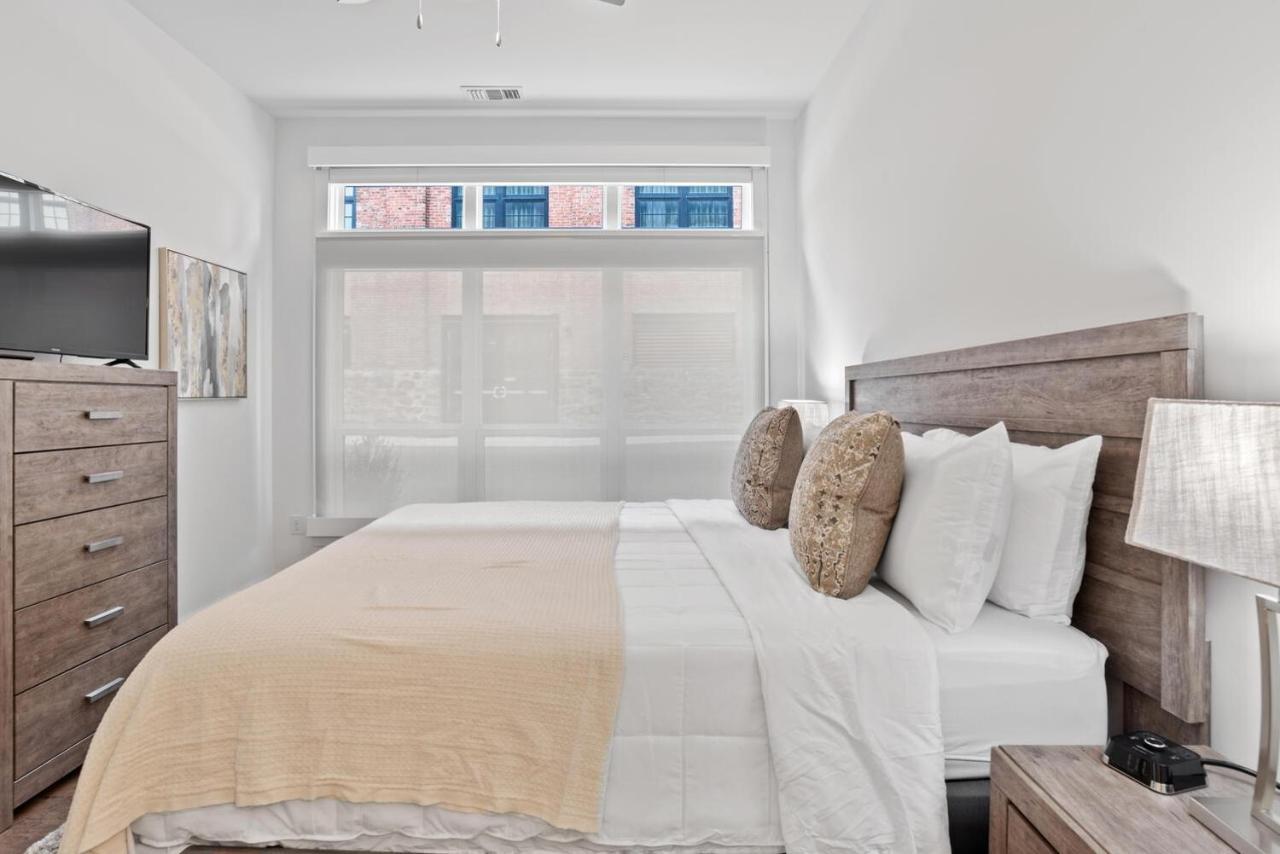 55 South Market 215 Holiday home Asheville