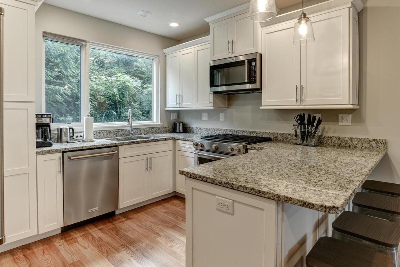 Short Coxe Avenue Townhome 235 Holiday home *