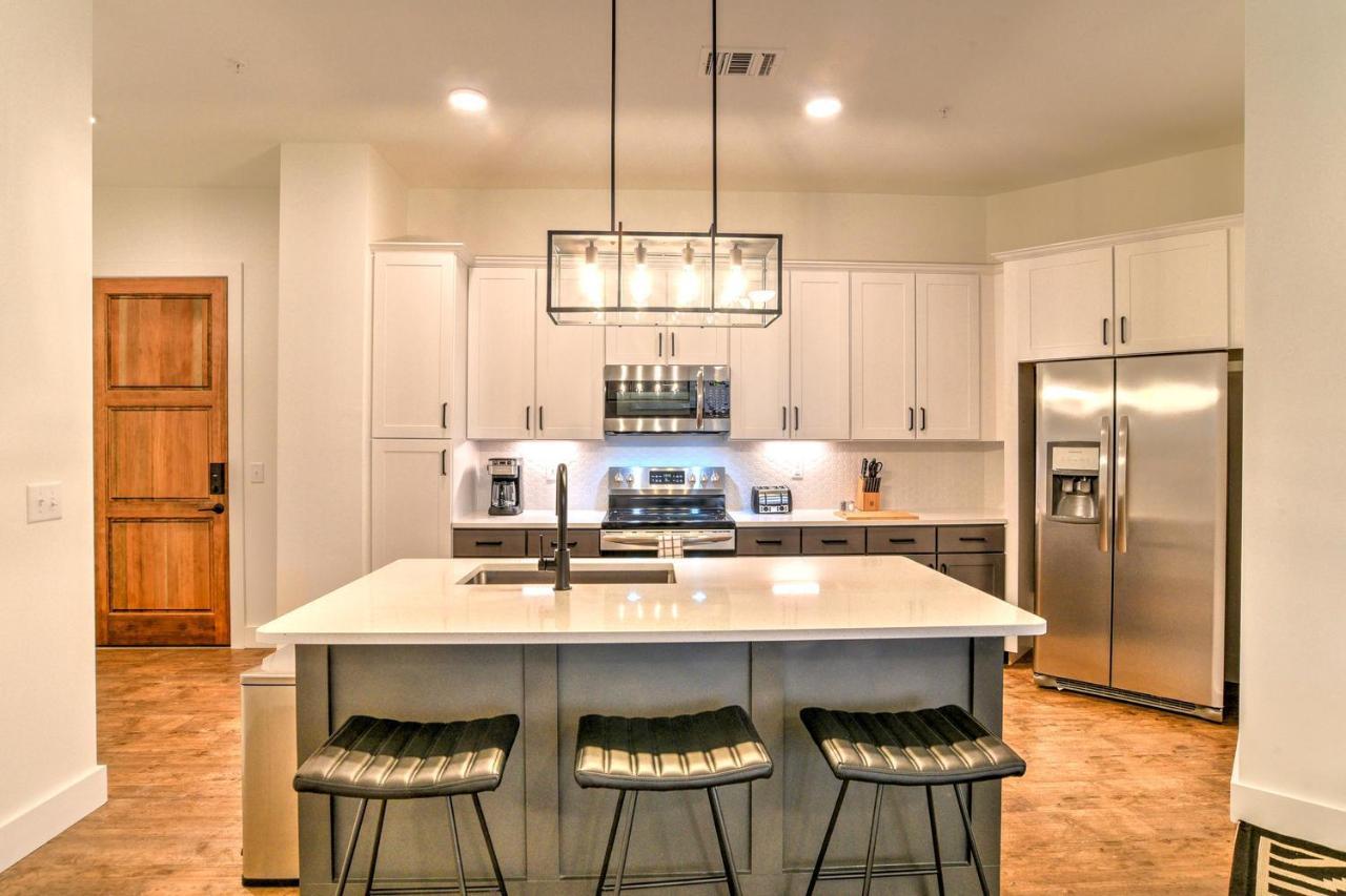 55 South Market 203 Holiday home Asheville