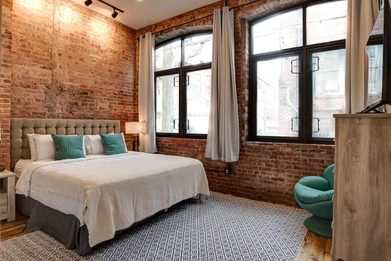 Holiday home Large 3 Bedroom 3 And A Half Bath Downtown