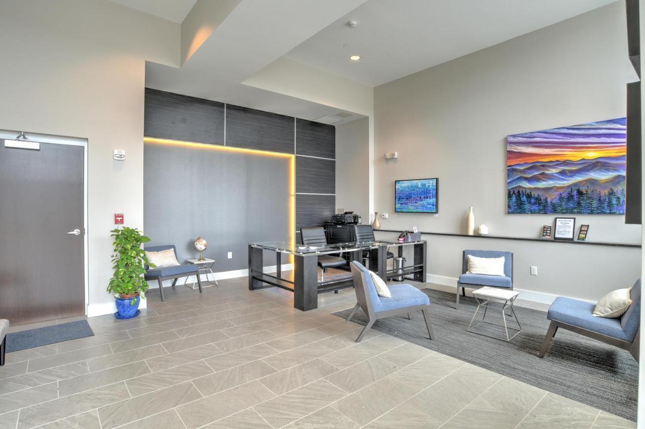 45 Asheland Avenue Unit 407 * Asheville