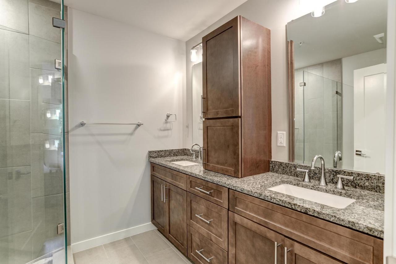 Short Coxe Avenue Townhome 235 * Asheville