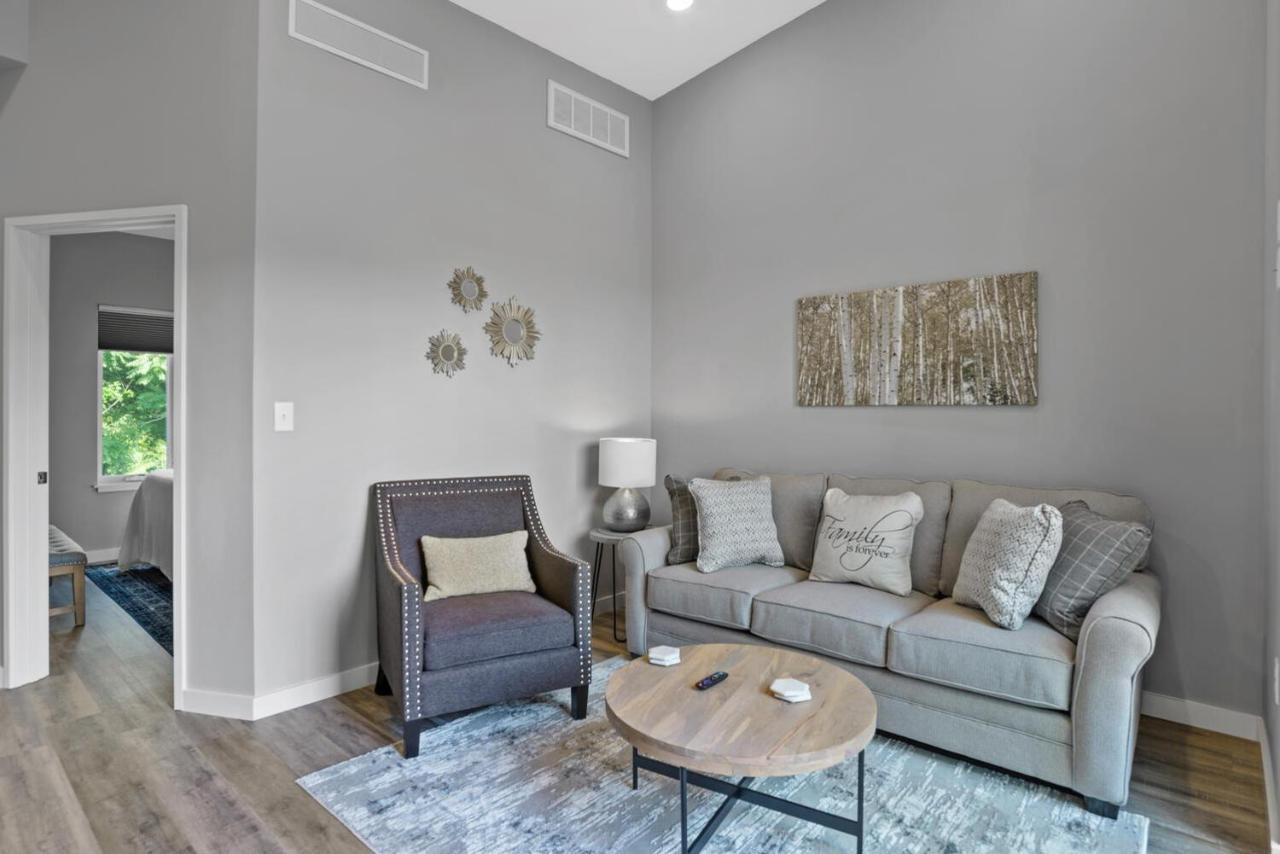 South Slope Townhome With Private Elevator Unit 102 Asheville