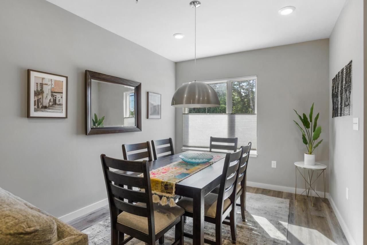 South Slope Townhome With Private Elevator Unit 102 * Asheville