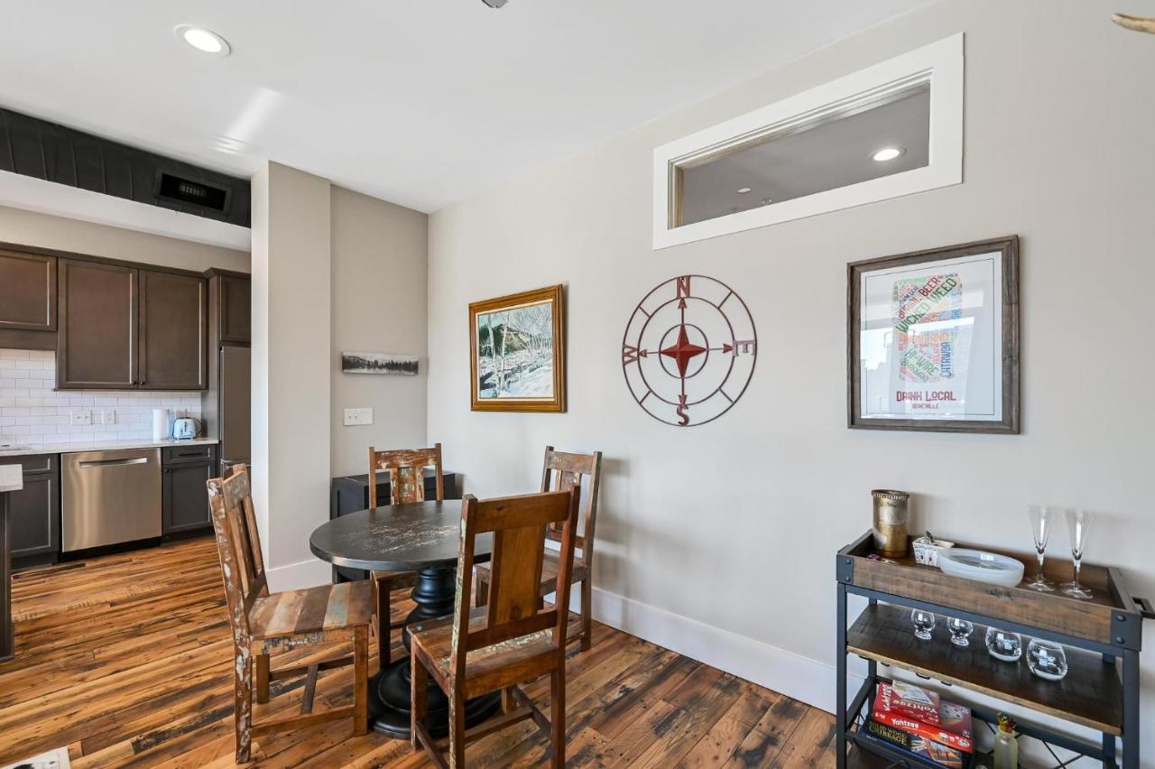 Phenomenal 2 Bedroom 2 And A Half Bathroom Downtown Asheville