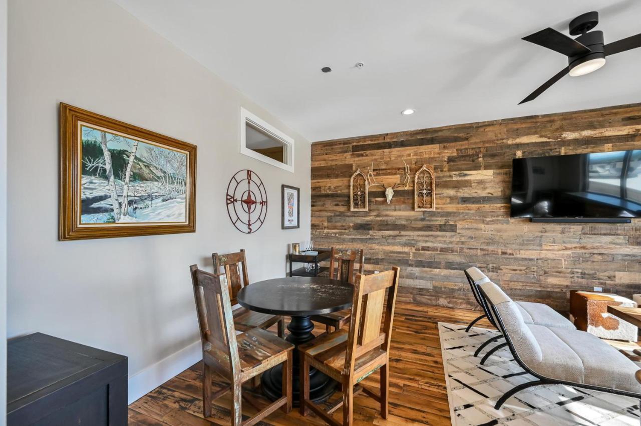 Phenomenal 2 Bedroom 2 And A Half Bathroom Downtown