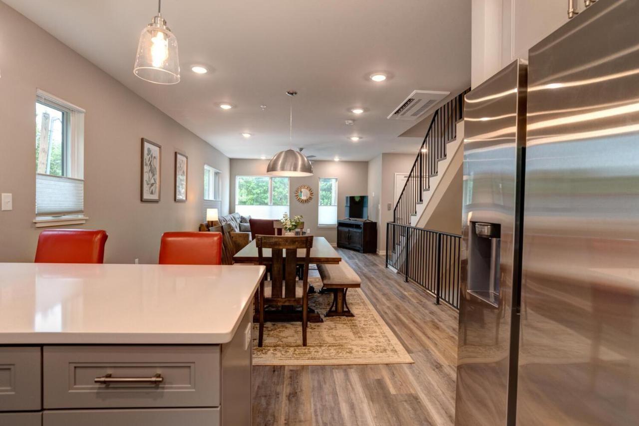 Beautiful South Slope Luxury Townhome Unit108 Holiday home Asheville