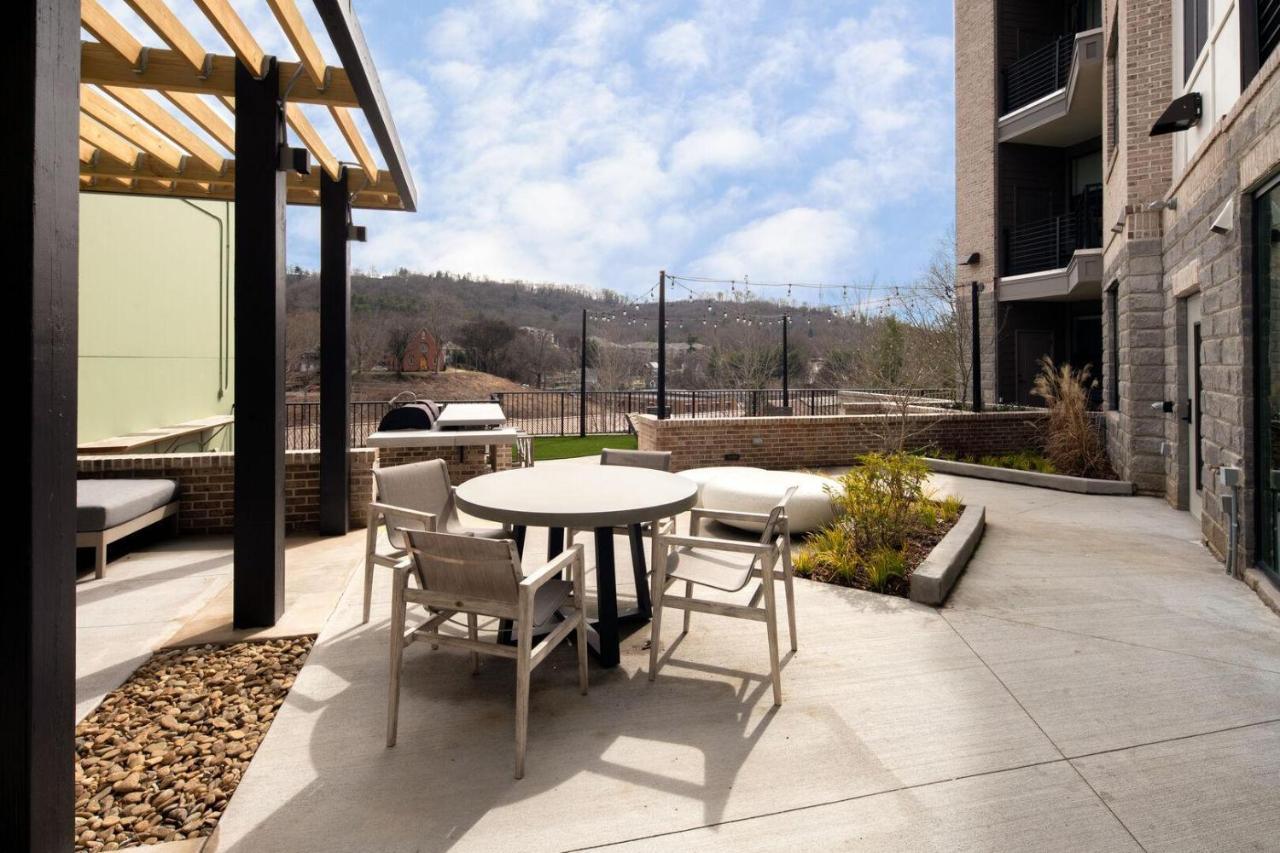 55 South Market 104 Holiday home Asheville