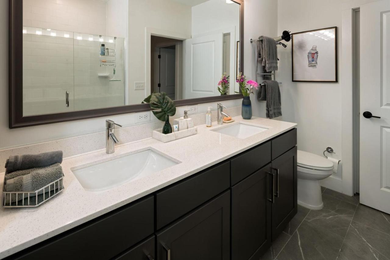 55 South Market 104 Holiday home Asheville