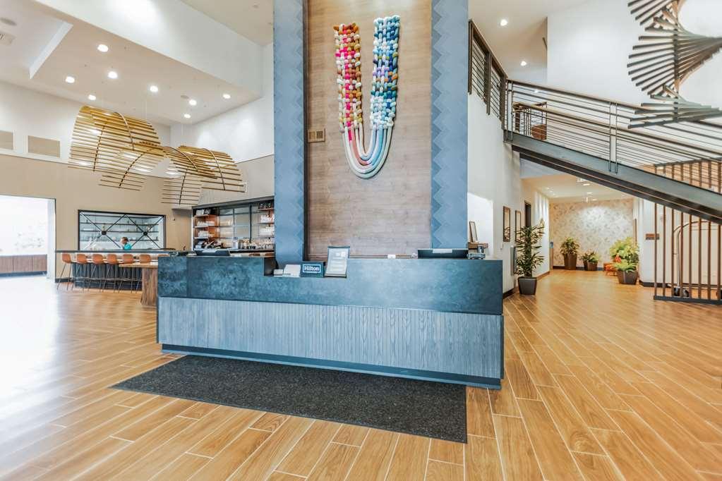 Doubletree By Hilton Downtown