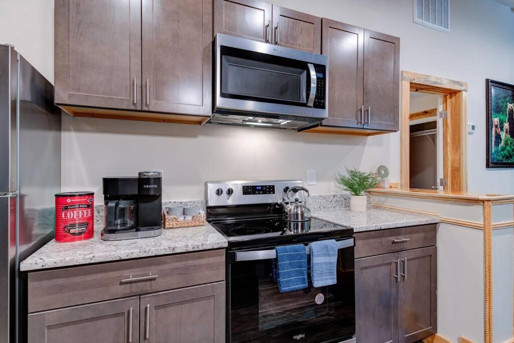 Holiday home West Rustic Charmer
