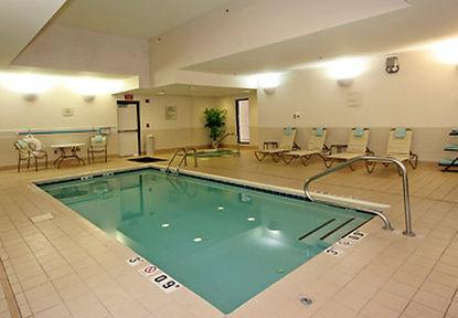 Hotel Fairfield By Marriott & Outlets Asheville