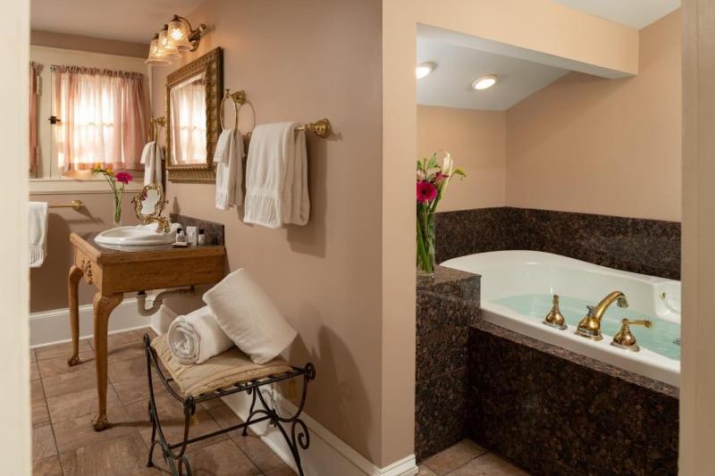 Albemarle - Bed & Breakfast 2*