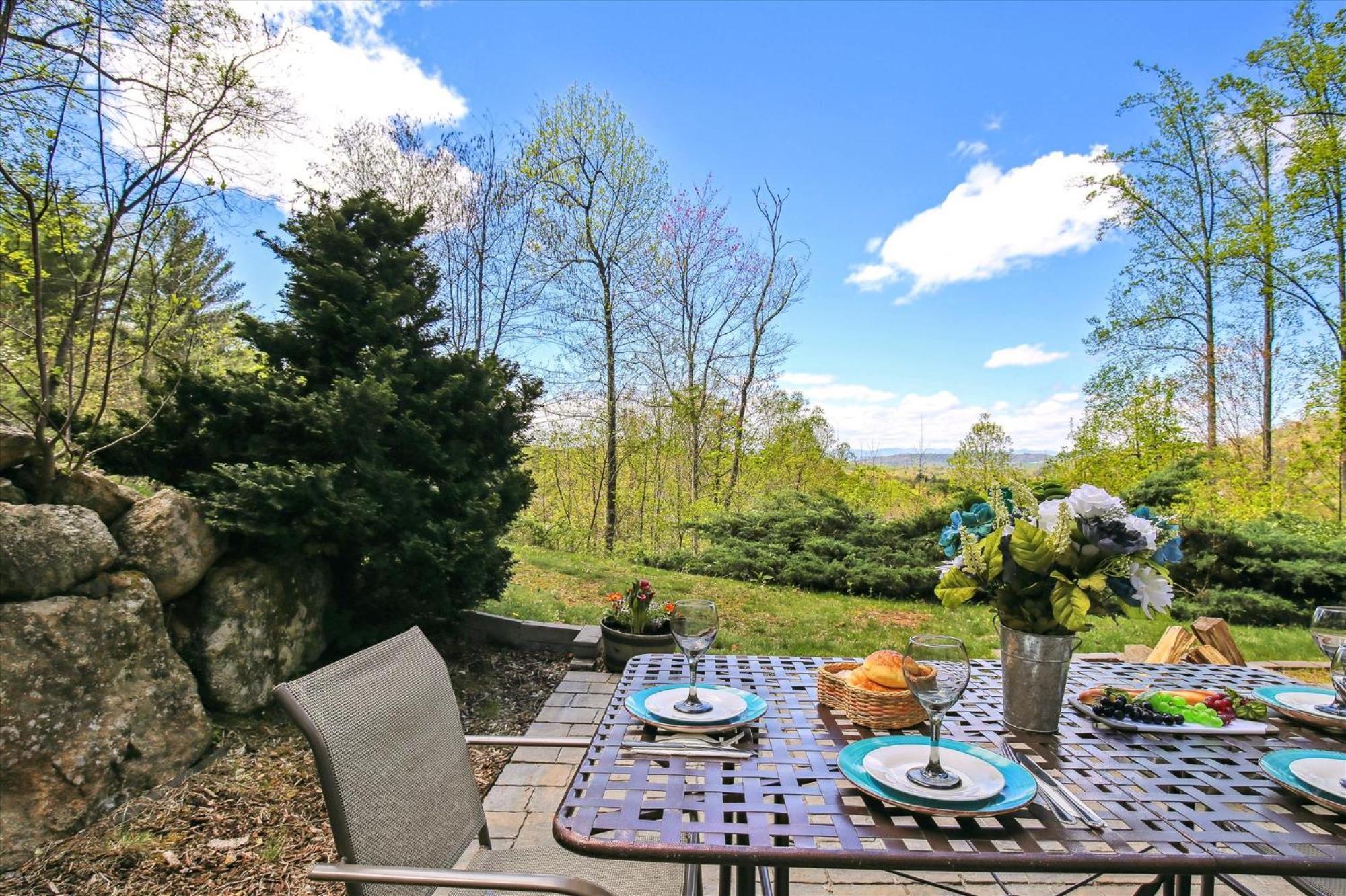 Tourism Is Back In Asheville, See Listing Info * Asheville