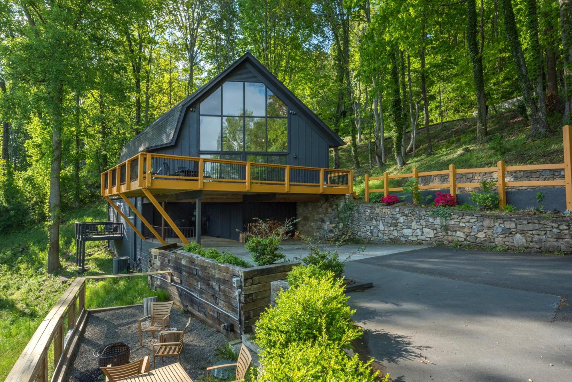 Hudson's Peak On Leisure Mountain Holiday home