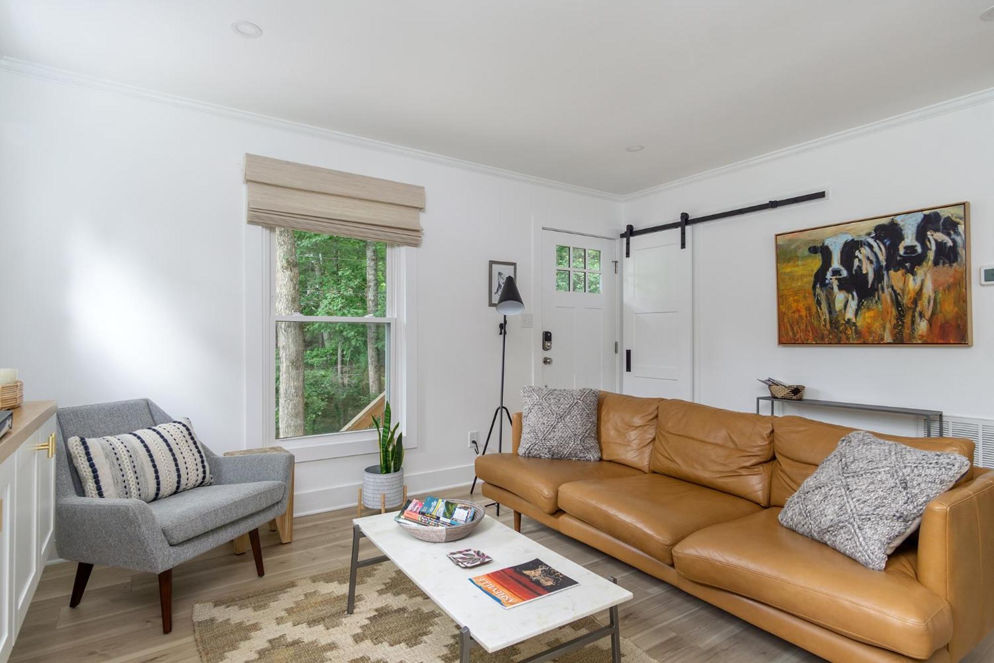 Holiday home Cottontail Pet-friendly, Fire Pit & 10 Min. To Downtown Avl! *