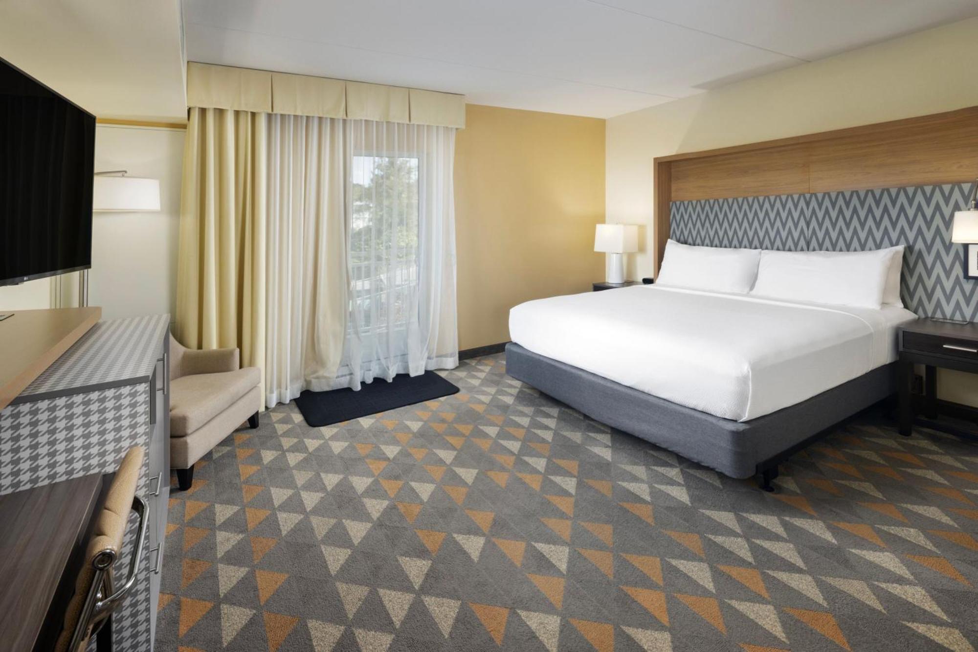 The Scenic At Biltmore Village Hotel 3*
