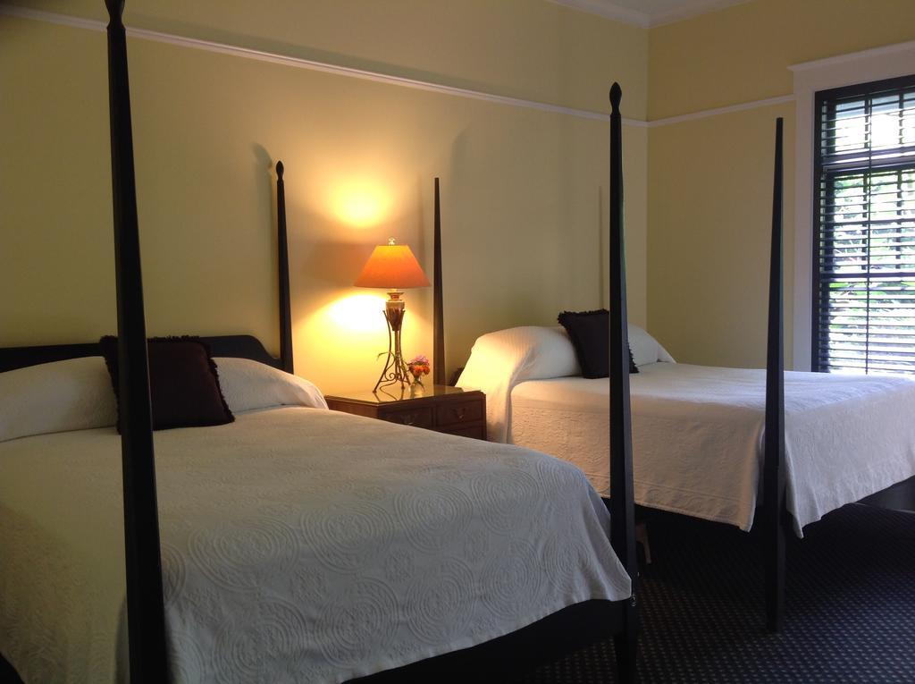 Om Sanctuary Holistic Retreat 3* Asheville