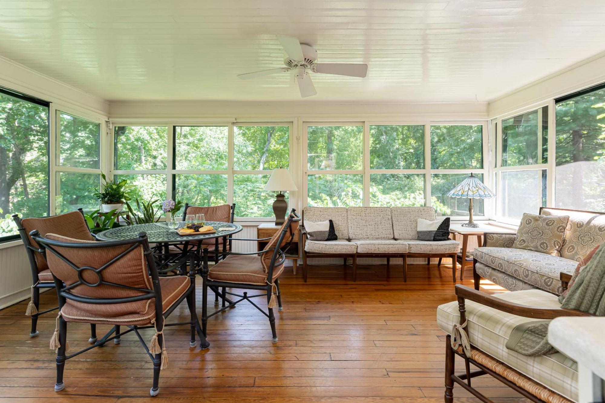 Bed & Breakfast Pinecrest