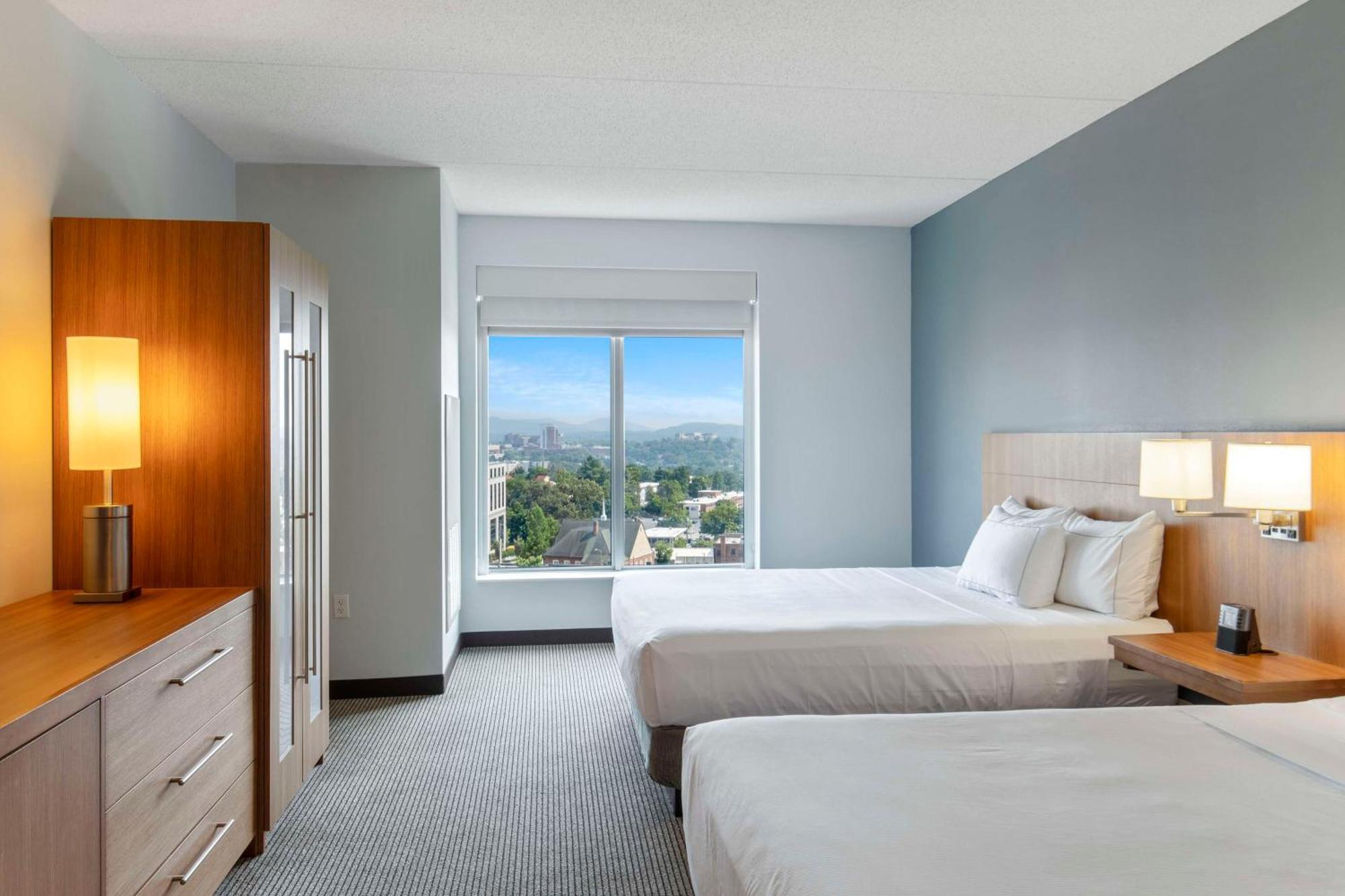 Doubletree By Hilton Downtown Asheville