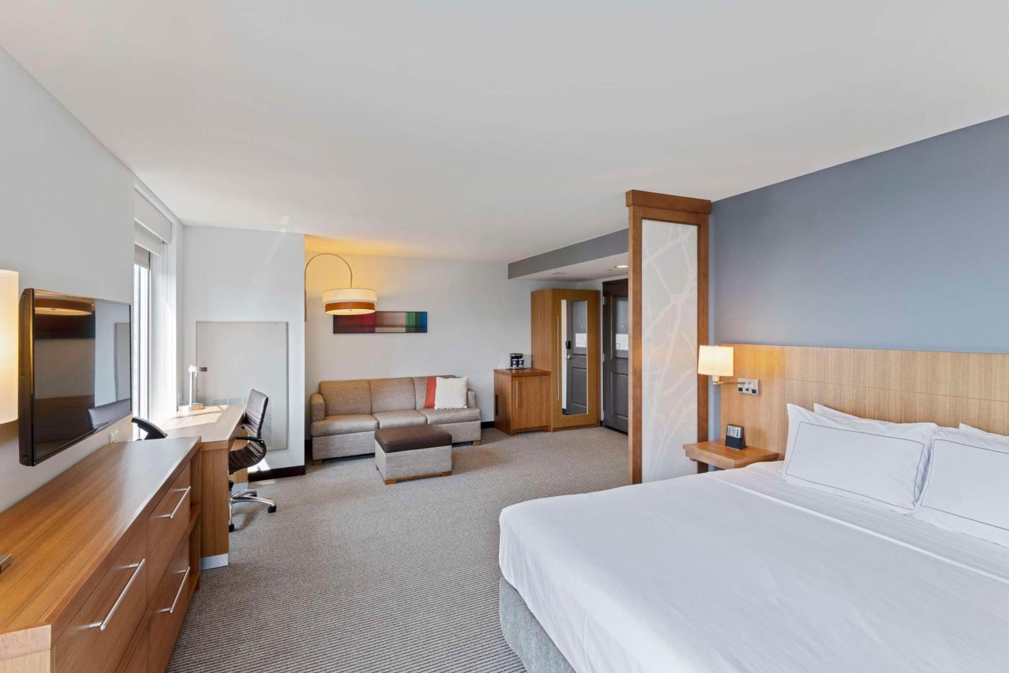 Doubletree By Hilton Downtown Asheville