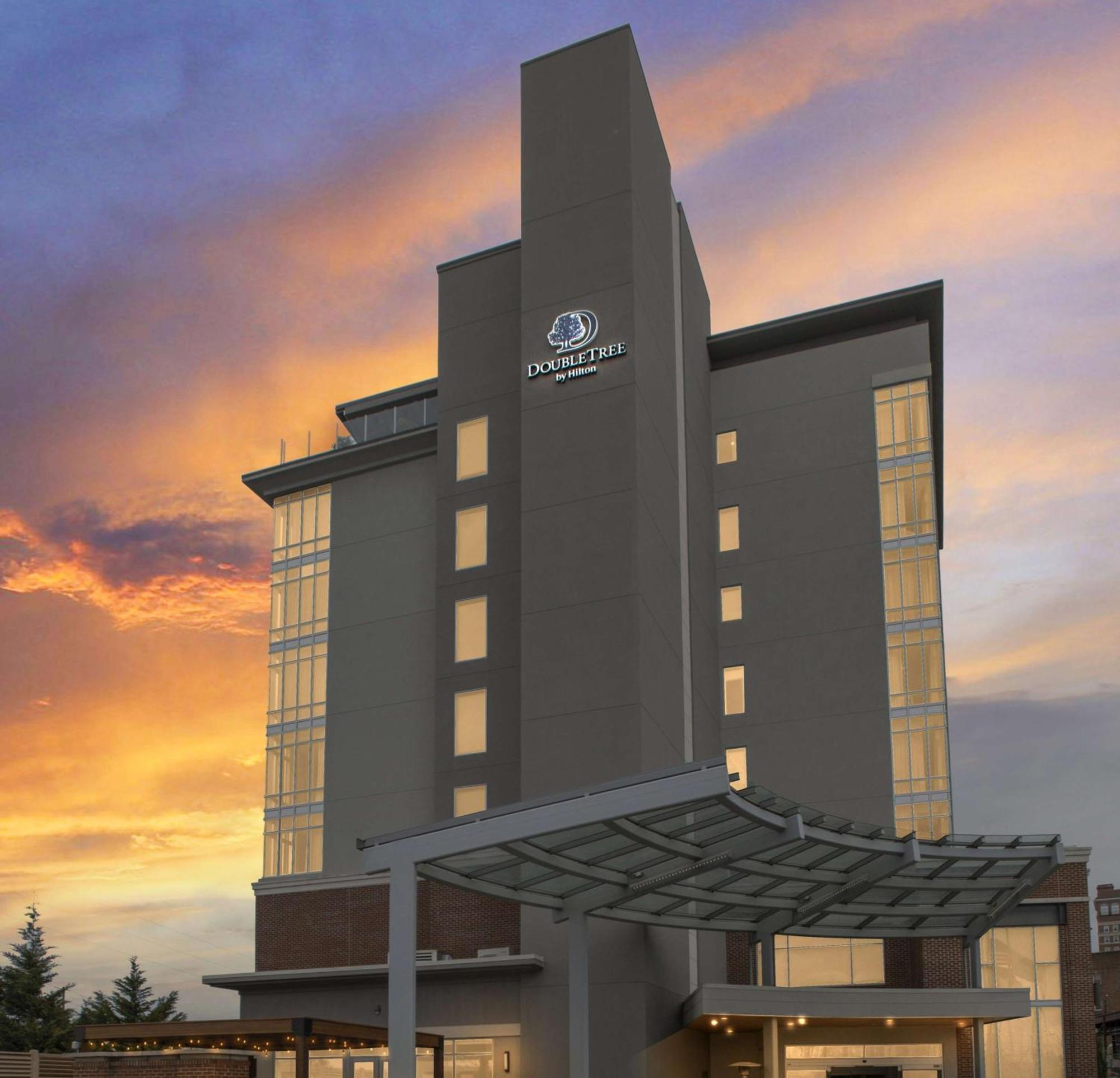 Doubletree By Hilton Downtown Hotel