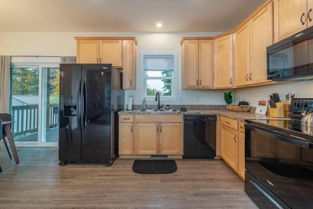 Pisgah Place! Comfy 2br Apt/house! * Asheville