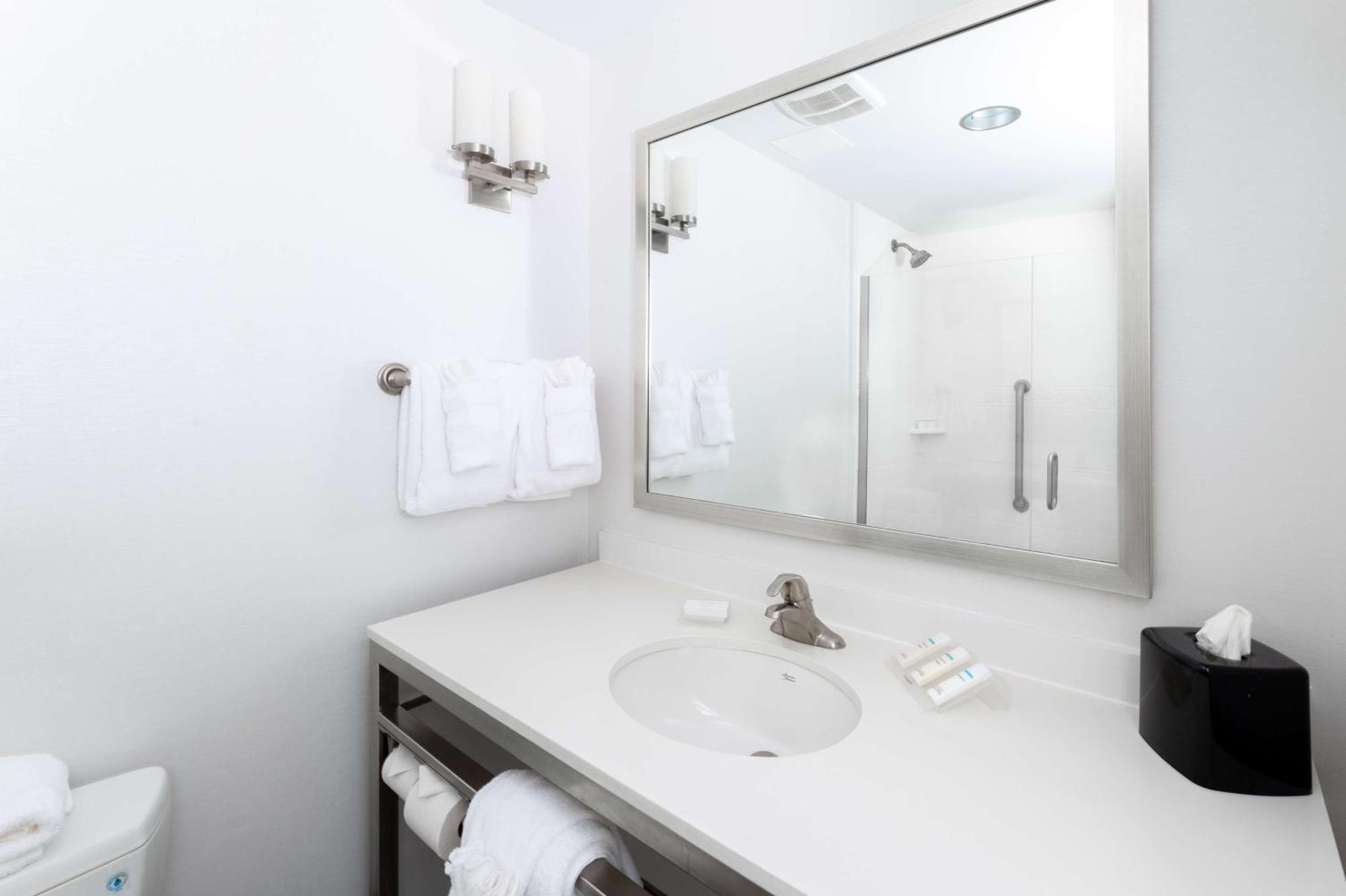 Hilton Garden Downtown Hotel 3*