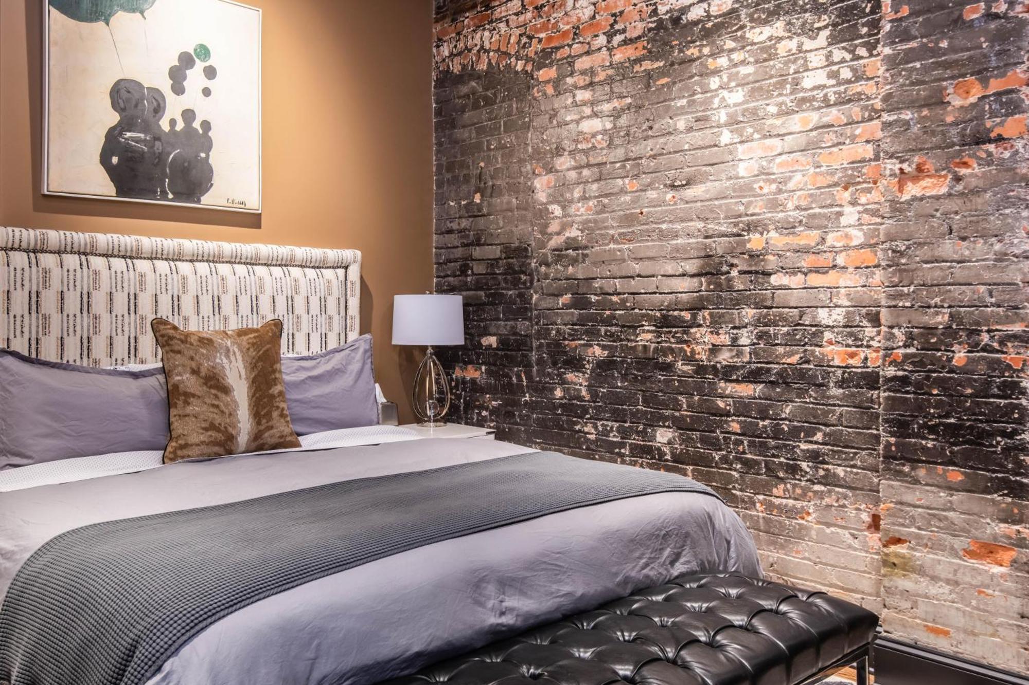 80 Lex 204 Industrial Chic Apartment Asheville