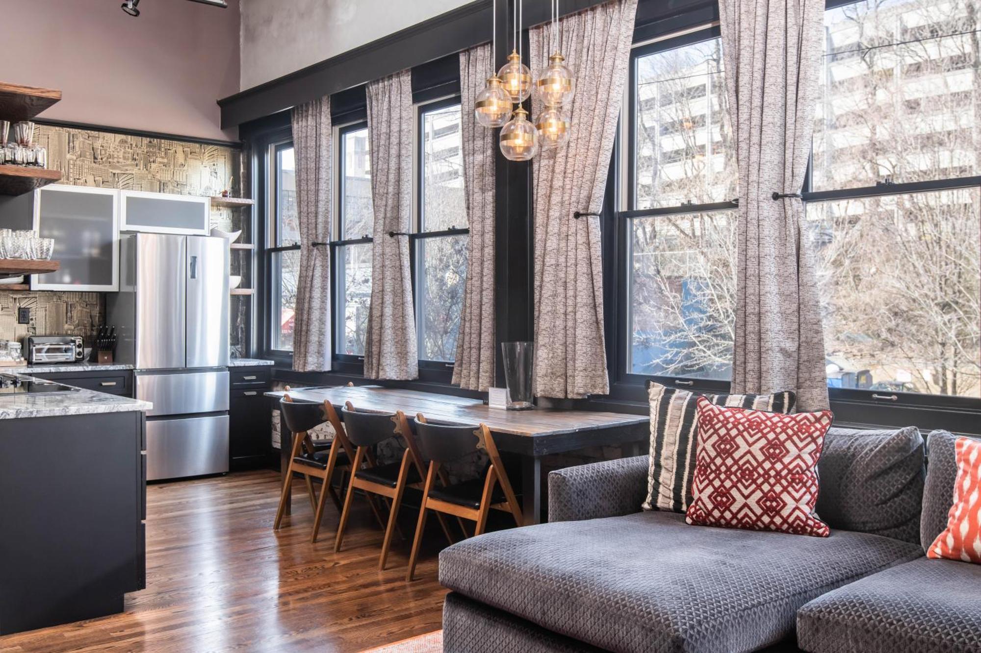 80 Lex 201 Exquisite Downtown *