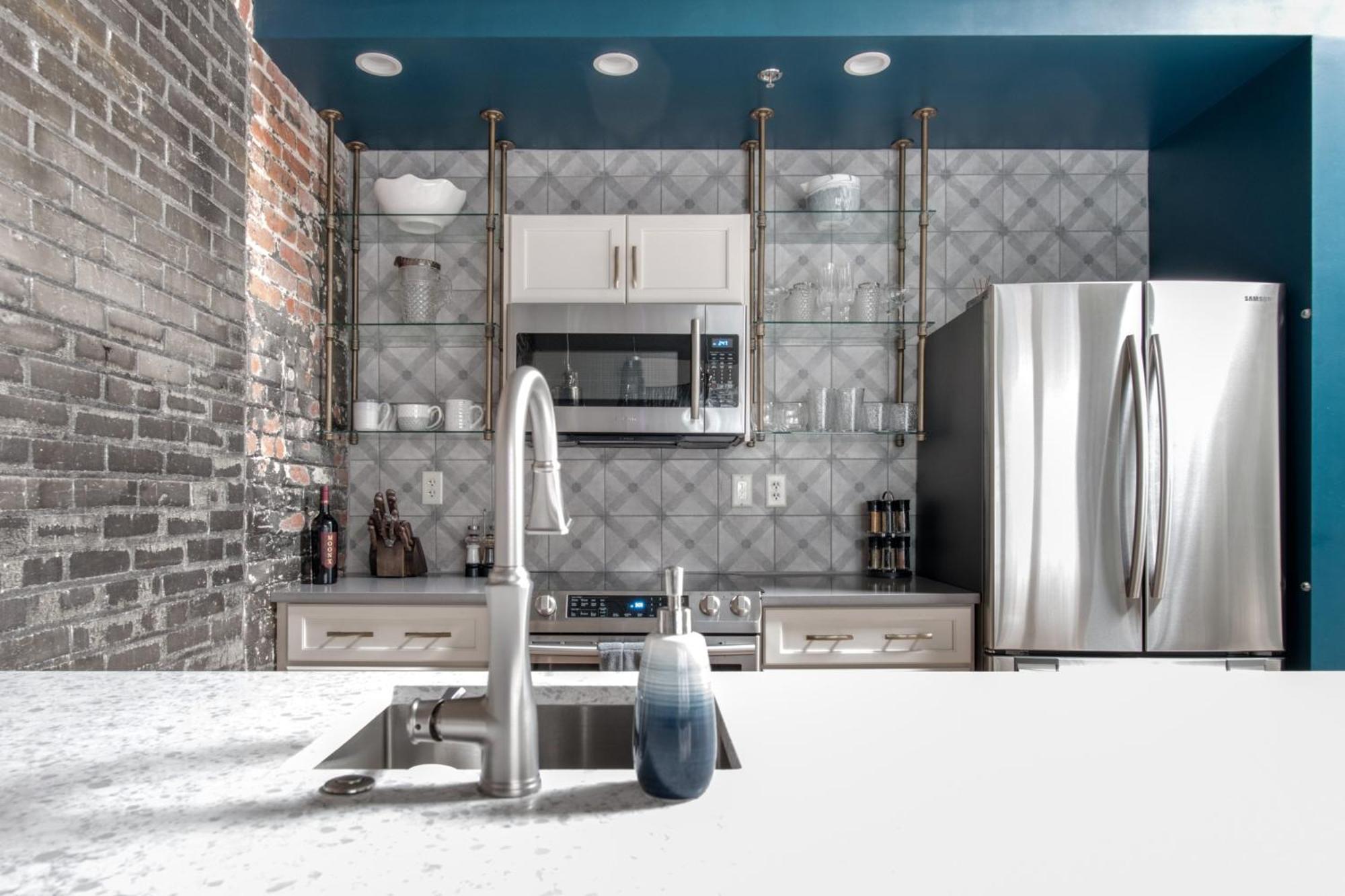 80 Lex 203 Eclectic Industrial Apartment