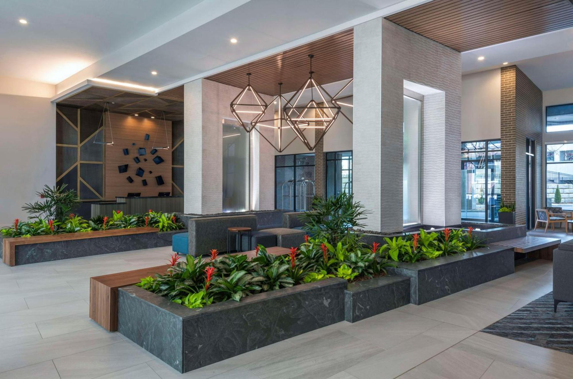 Embassy By Hilton Downtown 4*