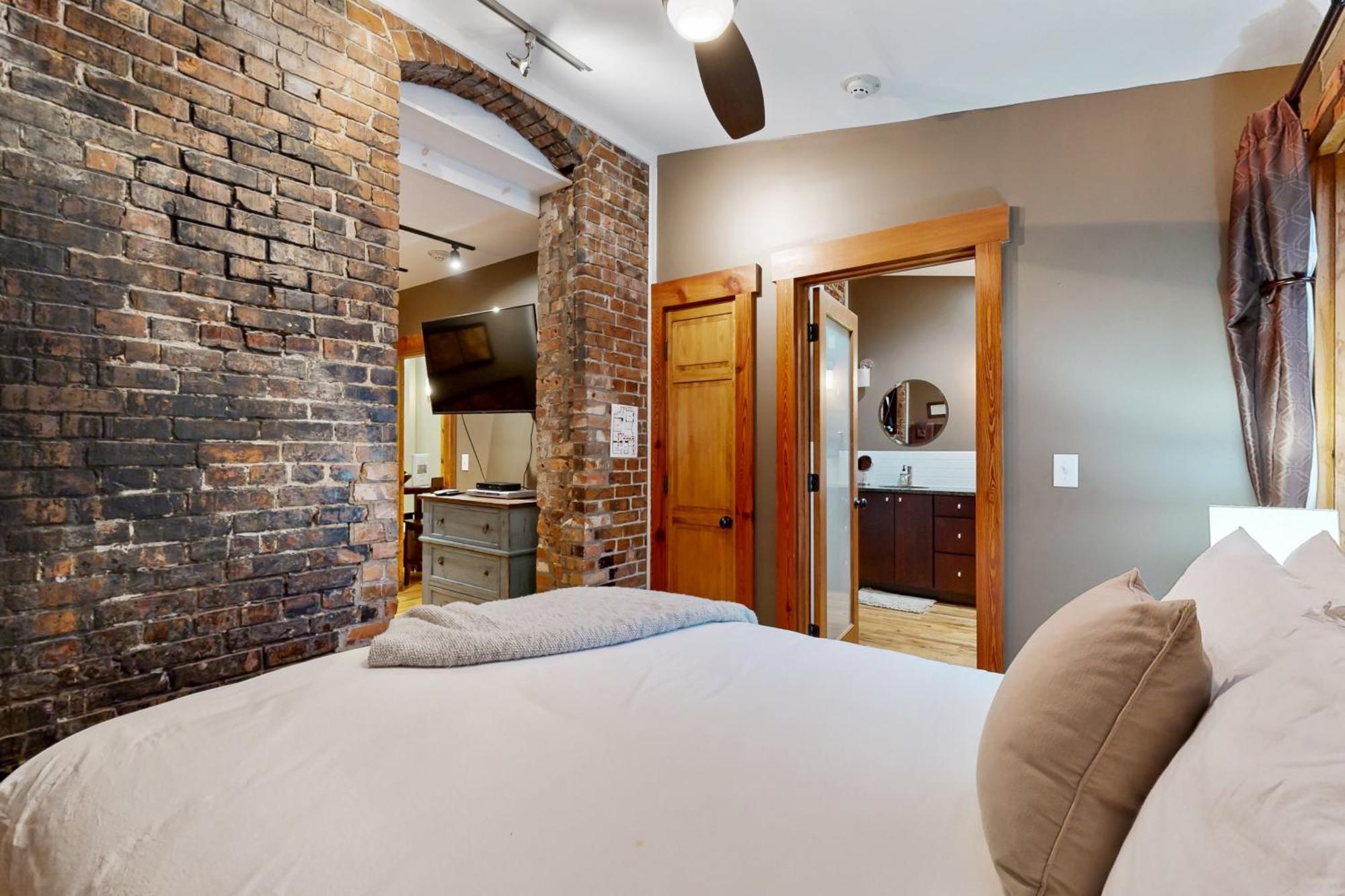 Apartment The Lofts At Church St