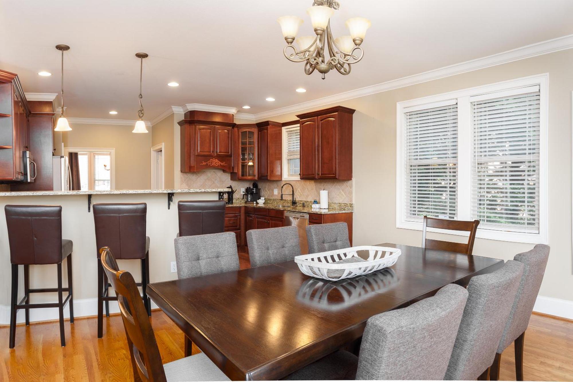 Holiday home Premium Wifi! Luxurious In With Private Hot Tub! *