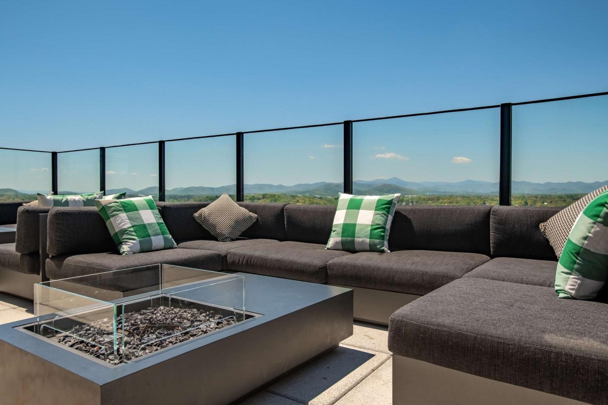 Embassy By Hilton Downtown 4* Asheville