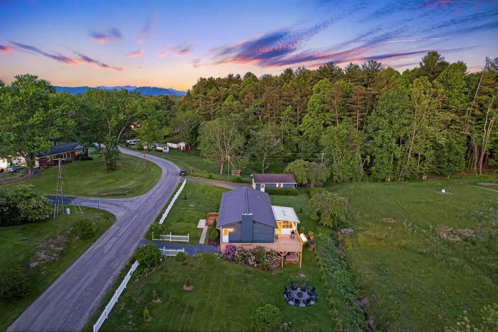 Sunroom, Game Room, Hot Tub, Sauna, 15min To Avl Asheville