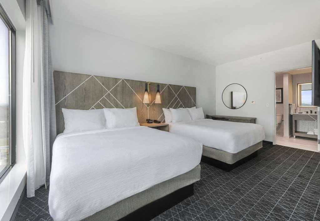 Hotel Embassy By Hilton Downtown Asheville