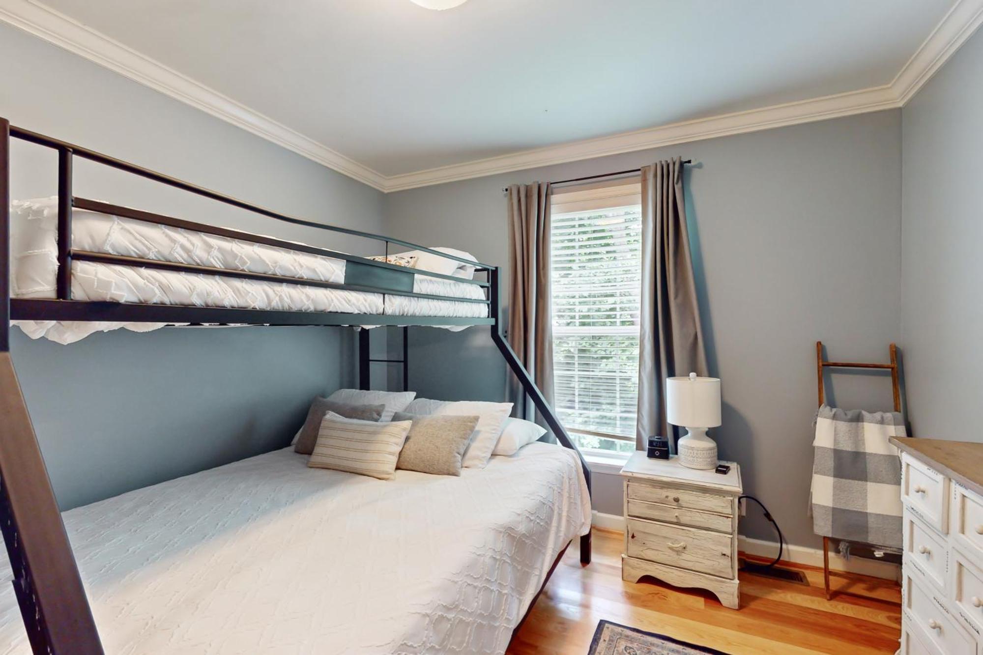 Brownstone Escape Holiday home Asheville
