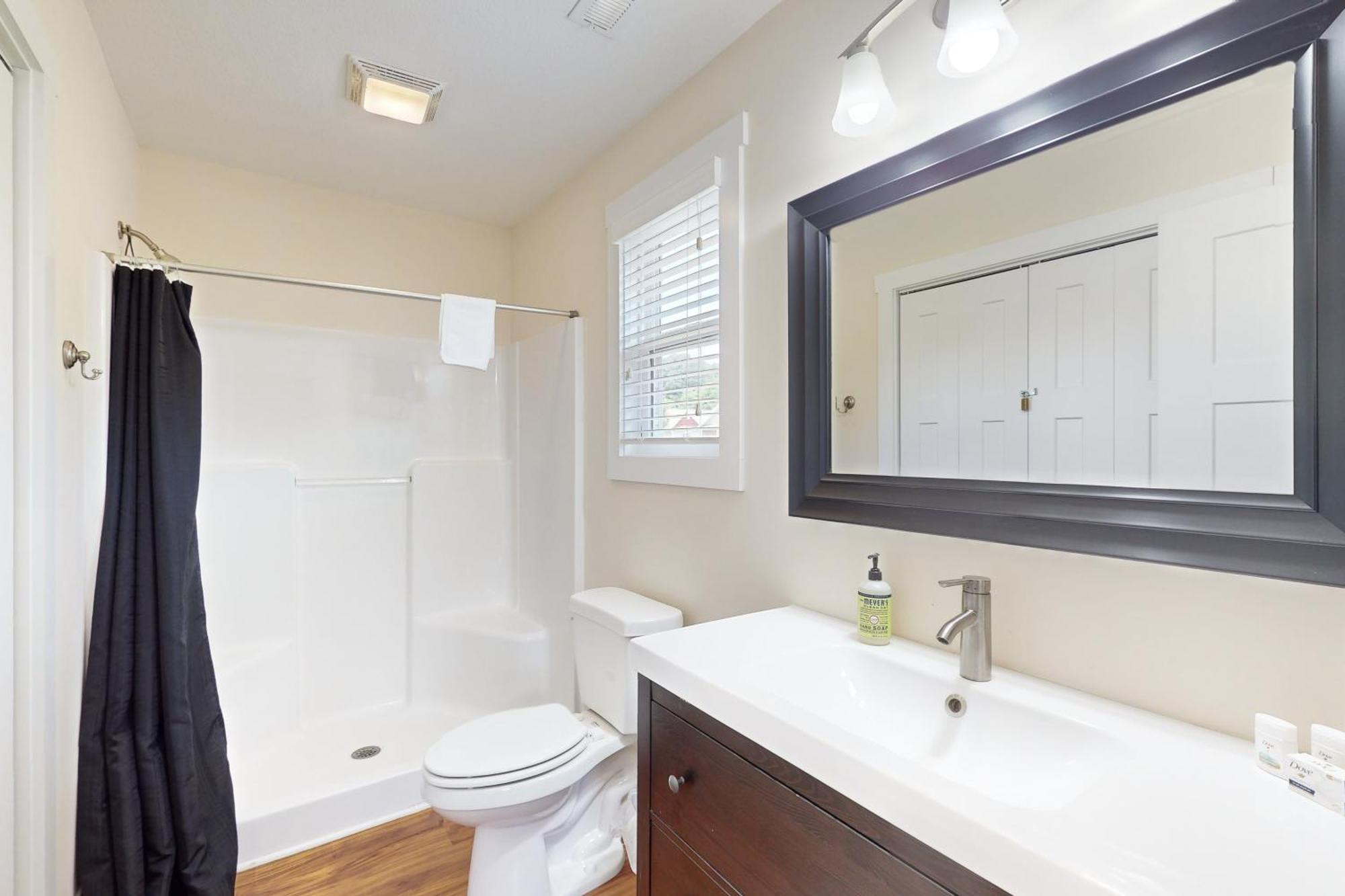Cool Springs Manor Holiday home