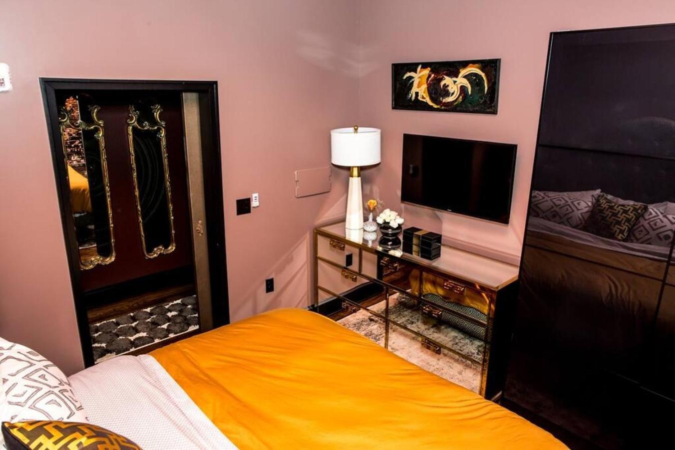 80 Lex 201 Exquisite Downtown Apartment Asheville